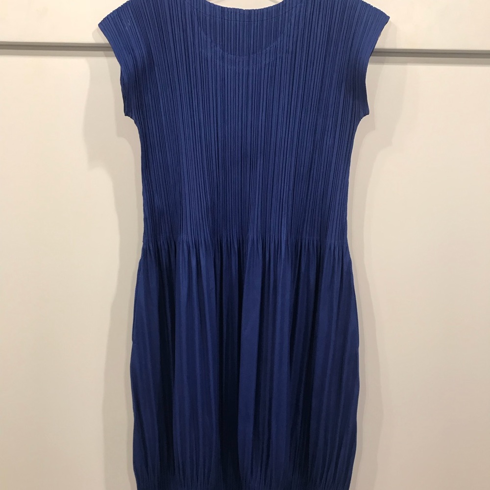 Pleats Please Issey Miyake